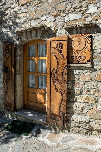 Brugnello - porta intarsiata